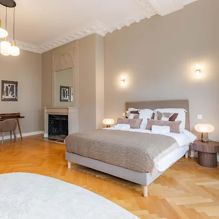 Appartamento Elegant And Spacious 4-bedroom In 16th Parigi