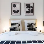 アパート Elegant And Spacious 4-bedroom In 16th *